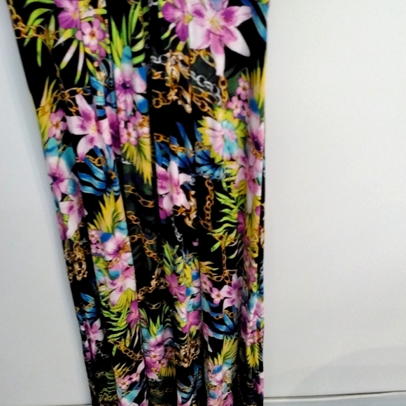 Jennifer Lopez  floral print maxi dress - Picture 3 of 7